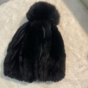 Rabbit fur beanie with pom